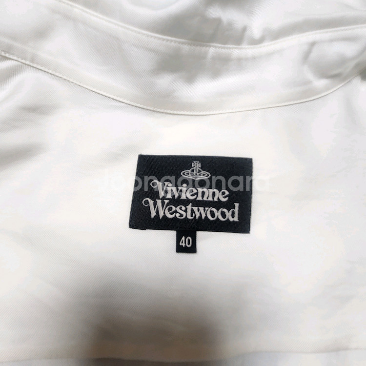 비비안웨스트우드 화이트 셔츠--3