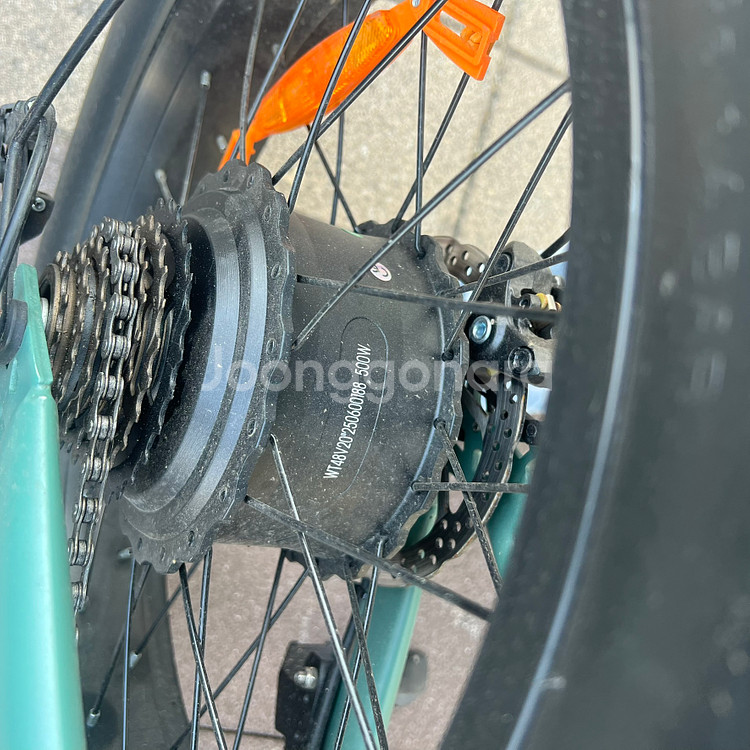 신품급 이지베이션 BS 슬릭 자토바이 전기자전거 팝니다.--3