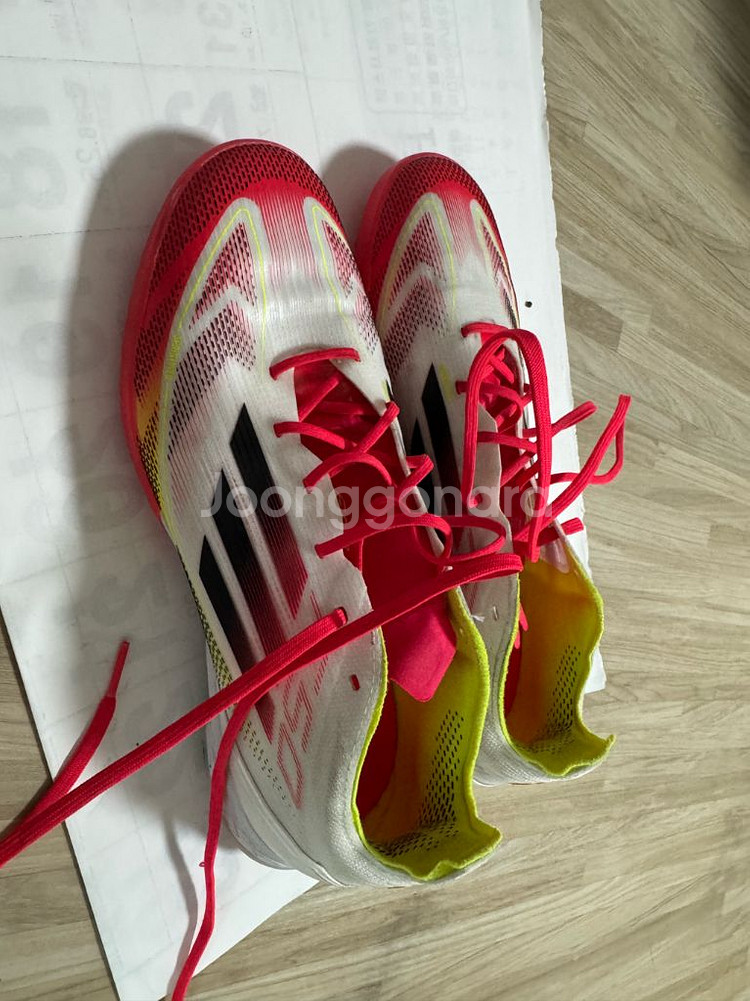 아디다스 F50 PRO TF 풋살화 260mm--1