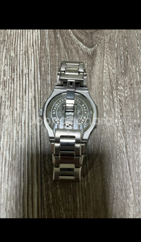 남성용 메탈 시계--1