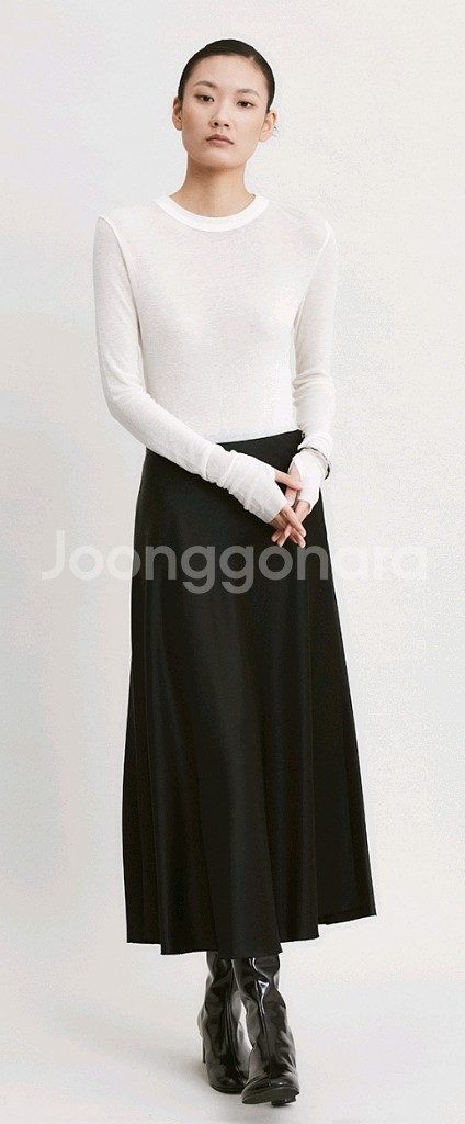 R2W 데미안 라운드 티 1(S) 네이비,아이보리--2