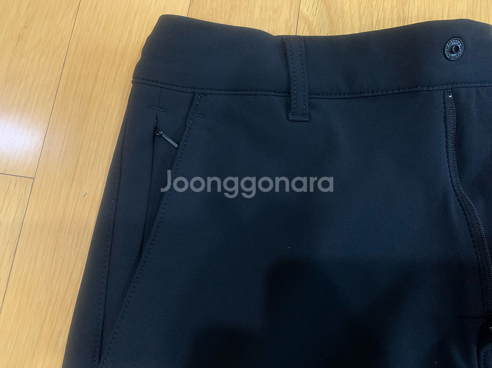 유니클로 남성 웜스트레치팬츠 바지 31.5인치 까지 미착용--2
