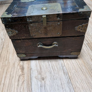 옛날 경대. 엔틱