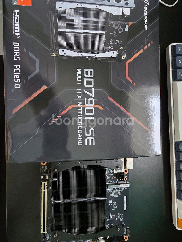 minisforum bd790i se 7940hx 팝니다.--0