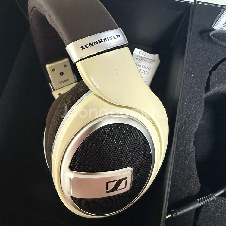 새상품 젠하이저 HD599 헤드폰--1