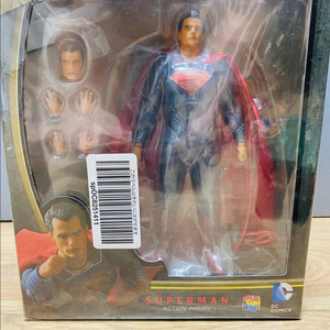 슈퍼맨 나이트메어베트맨 마펙스 피규어