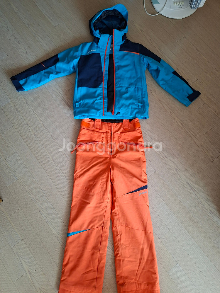 피닉스 주니어 스키복 (사이즈 140)--1