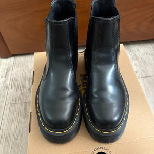 닥터마틴 2976 쿼드 첼시 부츠 블랙 230