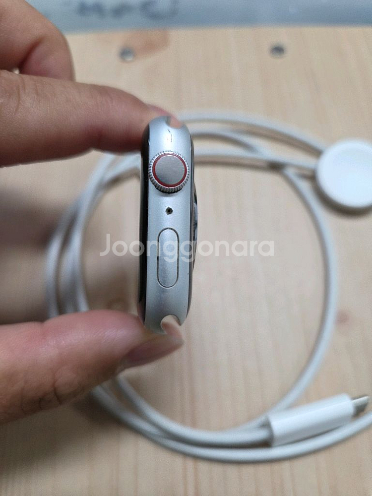 애플워치8 45mm 실버 알루미늄 셀룰러--2