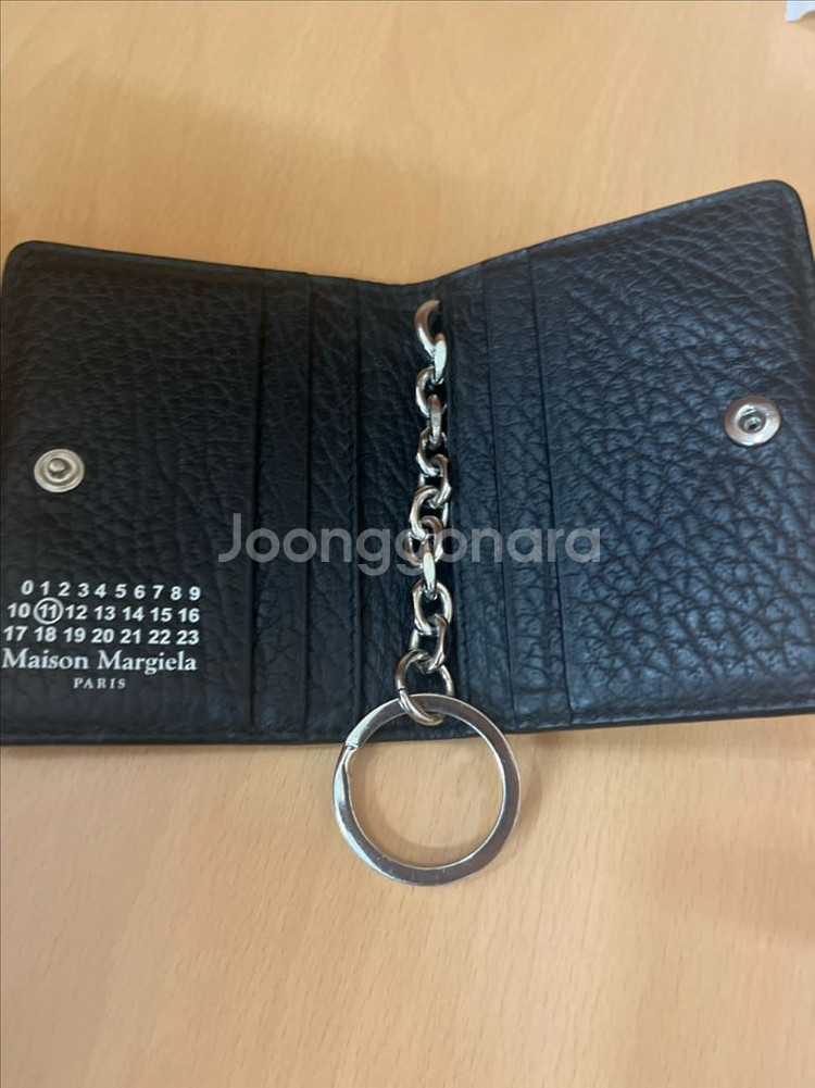메종 마르지엘라 키링 반지갑 블랙--3