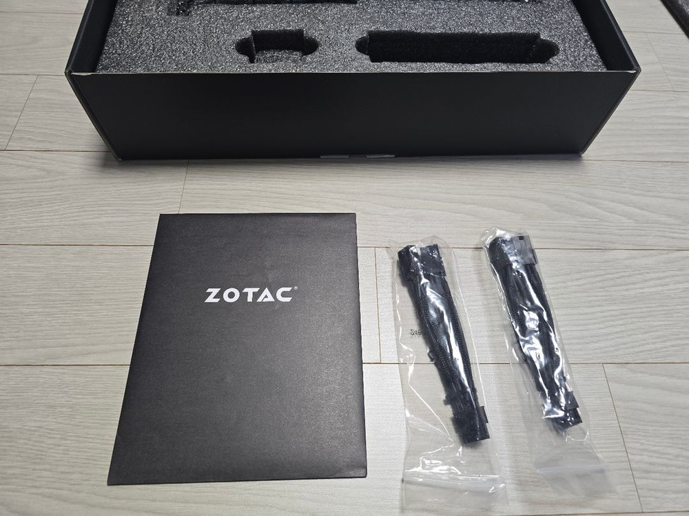 zotac 지포스 GTX 1080Ti amp extreme edition--5