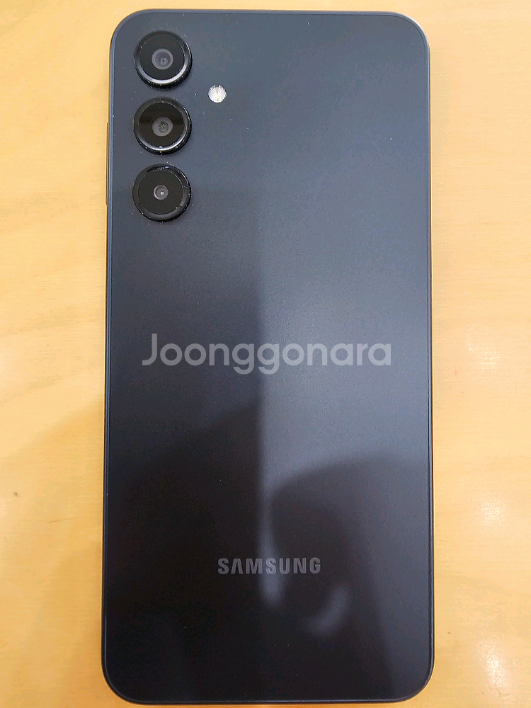 의무통화만 한 갤럭시 A16 블랙 skt 정상해지폰 판매 합니다--2