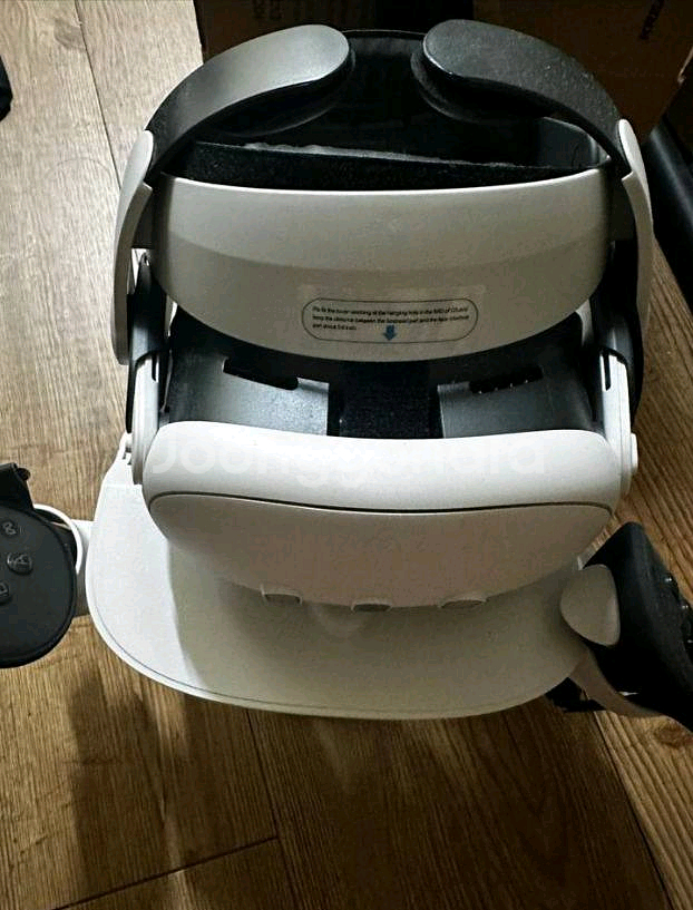 메타 퀘스트3 VR 헤드셋 128GB--0