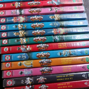 아동용 DVD 전집,가수시디,소형스피커,수영오리발,캐논 큰계산기,김효신시디