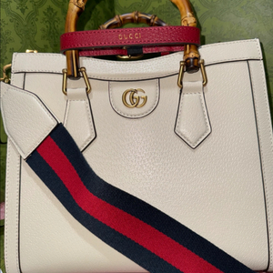 구찌 가방 다이애나 미디엄 토트백