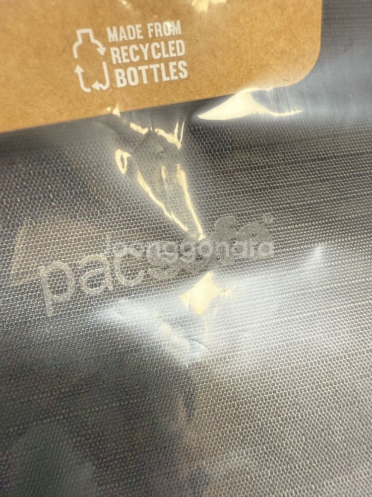 팩세이프 Pacsafe Vibe40 백팩 블랙색상--1