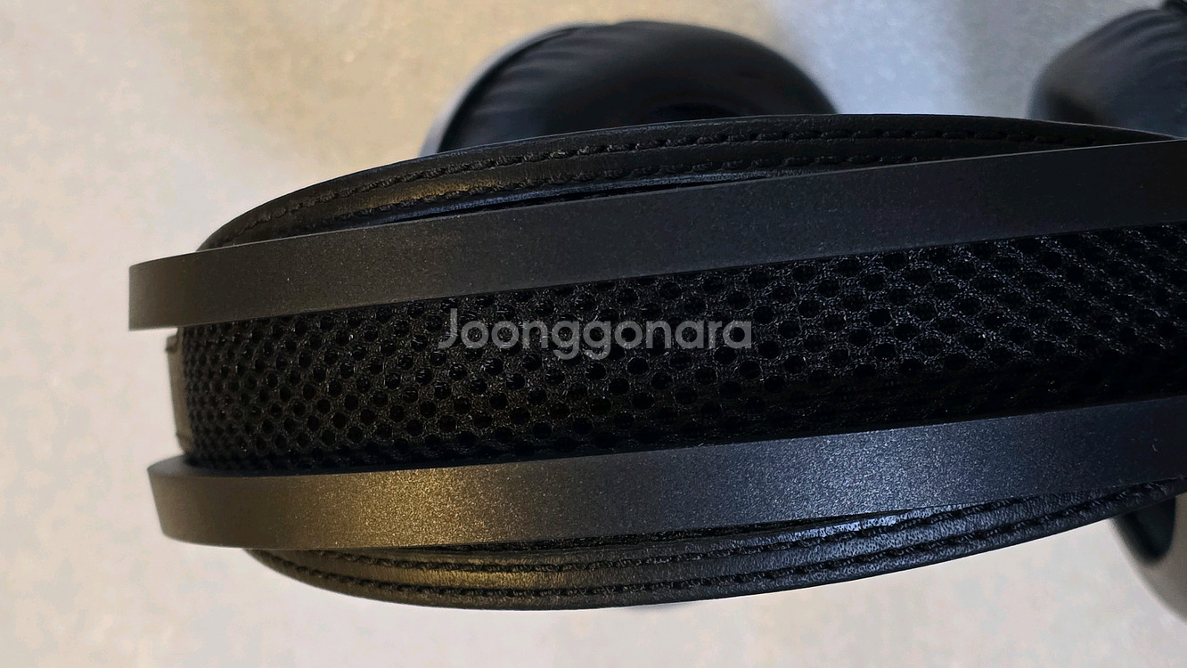 akg k872 밀폐형 헤드폰--4