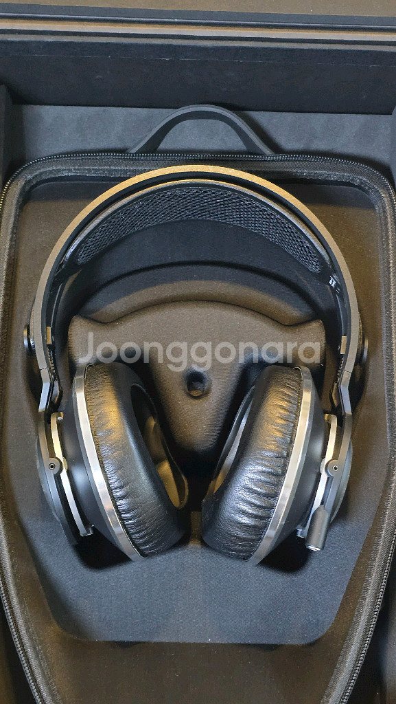 akg k872 밀폐형 헤드폰--5