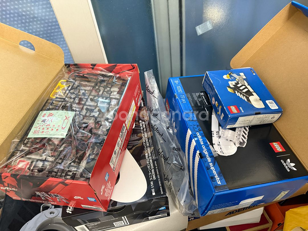 반다이 나이키 HG 건담 아디다스 레고 슈퍼스타--0