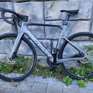 2024 메리다 리액토 6000 판매합니다.