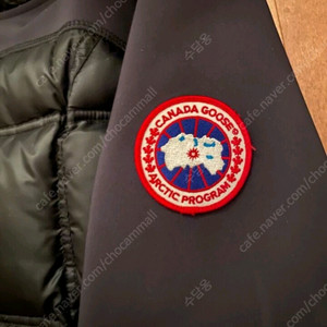 캐나다구스 패딩 점퍼
