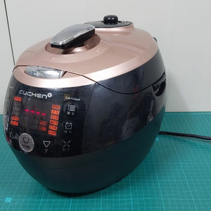 쿠첸 6인용 압력밥솥 CJS-FC0604F