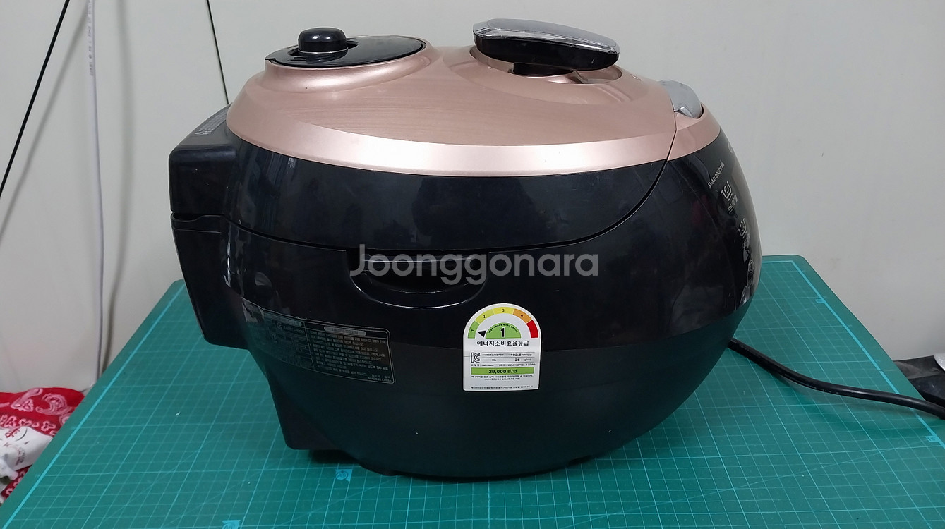 쿠첸 6인용 압력밥솥 CJS-FC0604F--6