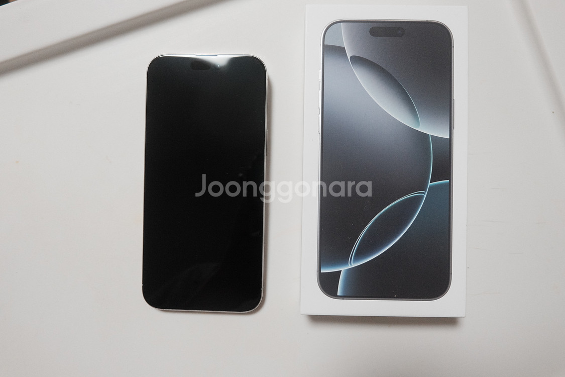 아이폰 16 프로 맥스 화이트 티타늄 256GB 홍콩판--0