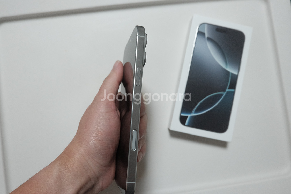아이폰 16 프로 맥스 화이트 티타늄 256GB 홍콩판--4