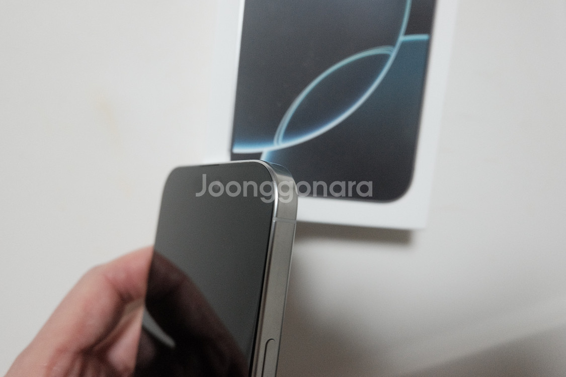 아이폰 16 프로 맥스 화이트 티타늄 256GB 홍콩판--6