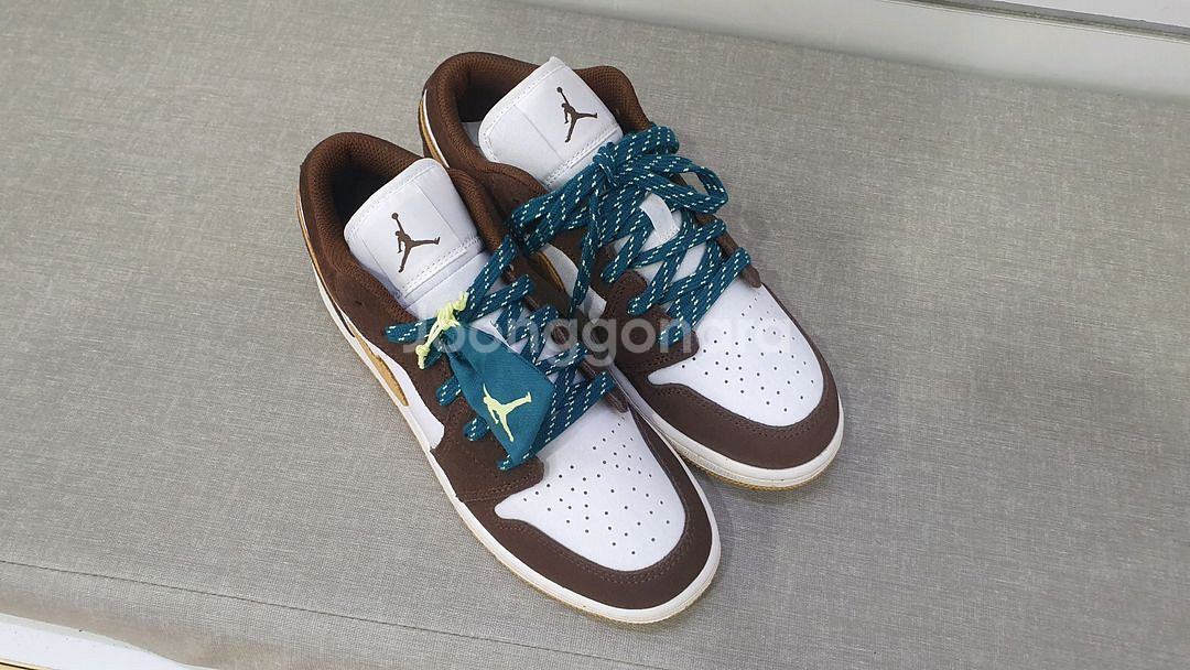 조던1 로우 카카오와우 240 새상품--5