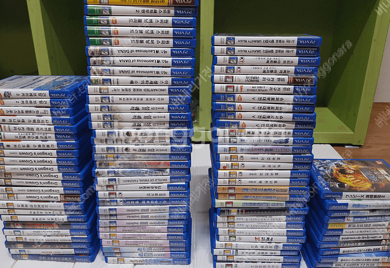 ps vita 비타 게임 타이틀 / 메모리카드 팝니다.--0