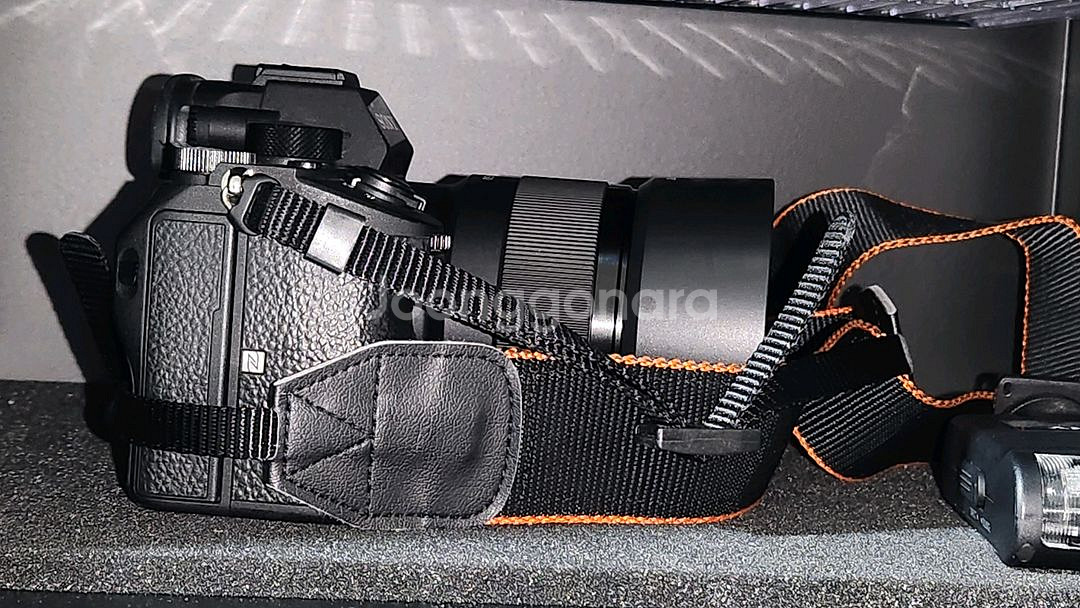 소니 풀프레임 미러리스 카메라(A7r3) + 50mm + 플래시--1