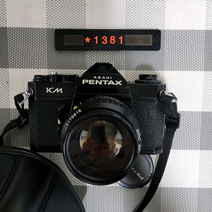 펜탁스 KM 필름카메라 1.4렌즈 블랙바디 케이스포함