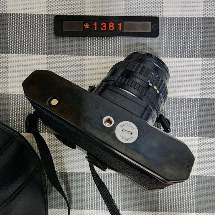 펜탁스 KM 필름카메라 1.4렌즈 블랙바디 케이스포함 이미지