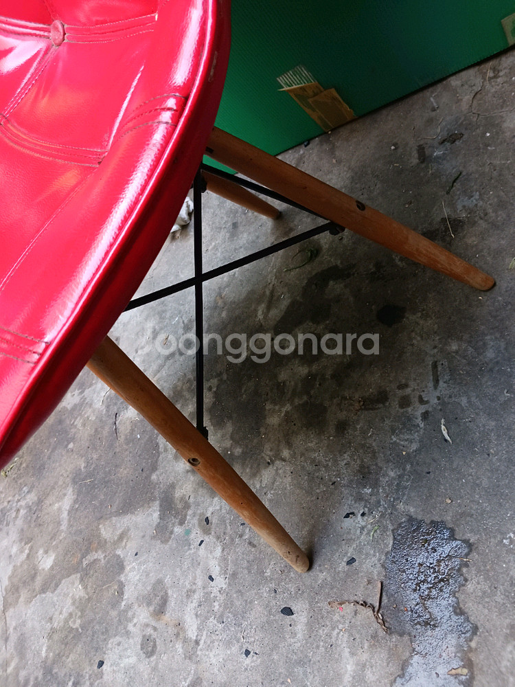 모던한 디자인 의자 2개,500와트 파워2개--2