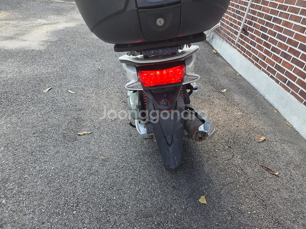 pcx125 2017년 47701km 중고스쿠터 vf100 scr110--8