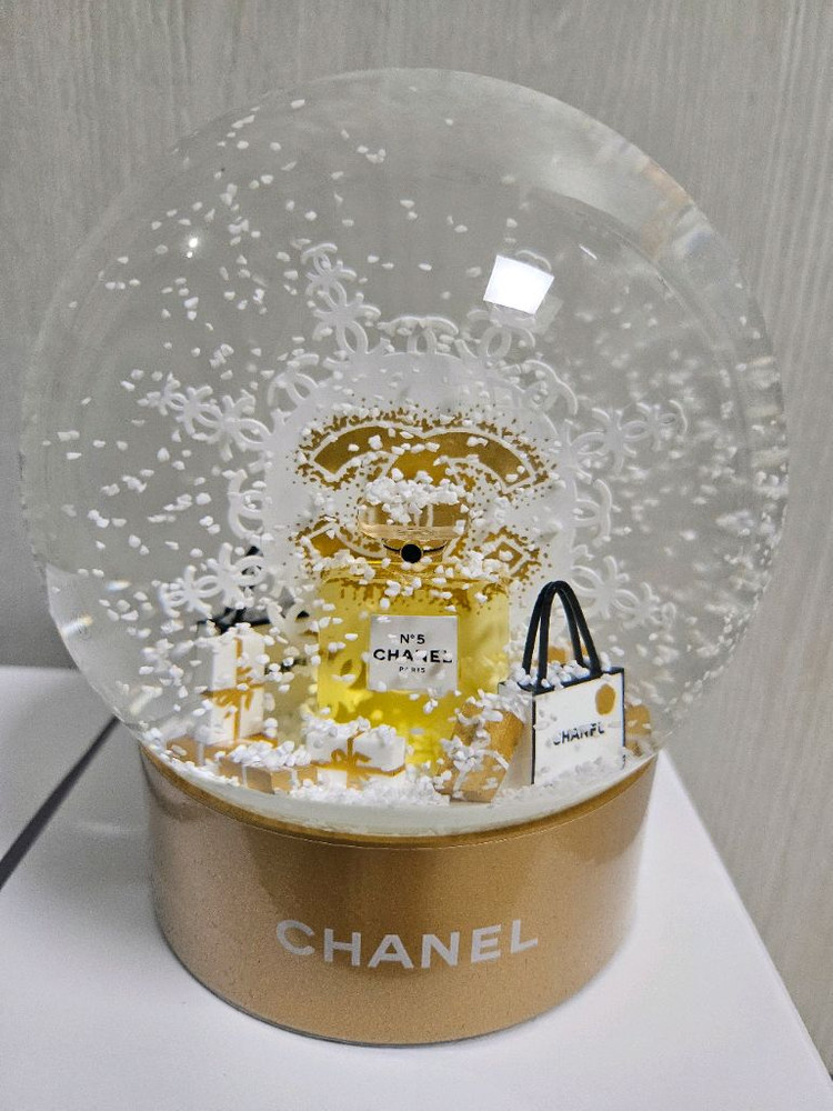 정품) 샤넬 2024 스노우볼 (코스메틱)--1