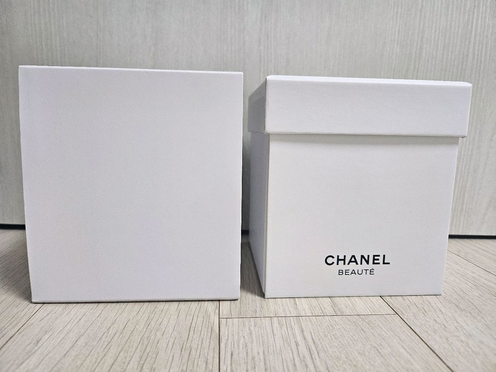 정품) 샤넬 2024 스노우볼 (코스메틱)--5