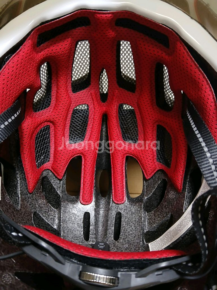 자전거 헬멧 팝니다--5