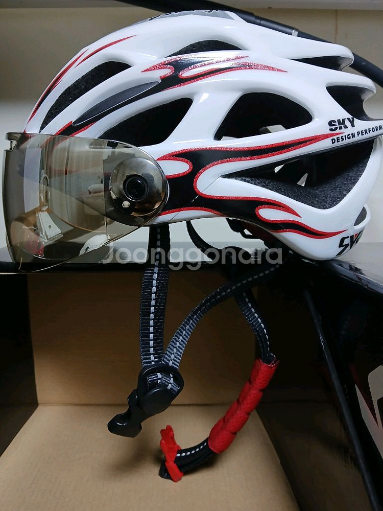 자전거 헬멧 팝니다--4