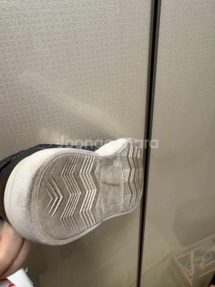 아동 디올 스니커즈 35사이즈--4