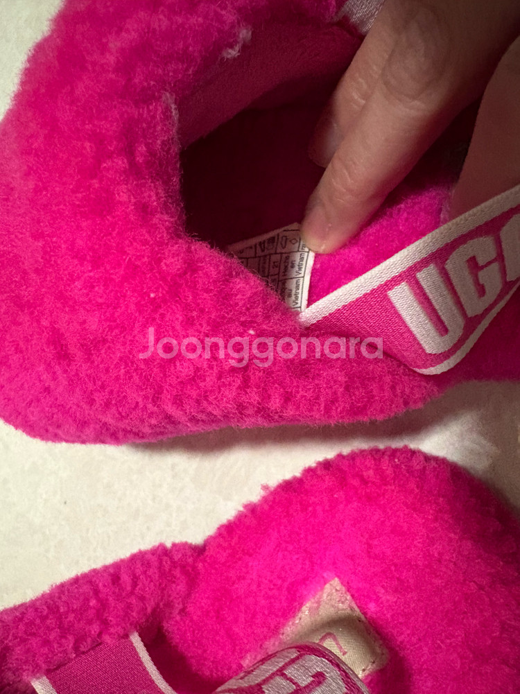 UGG 털슬리퍼 210 핑크--1