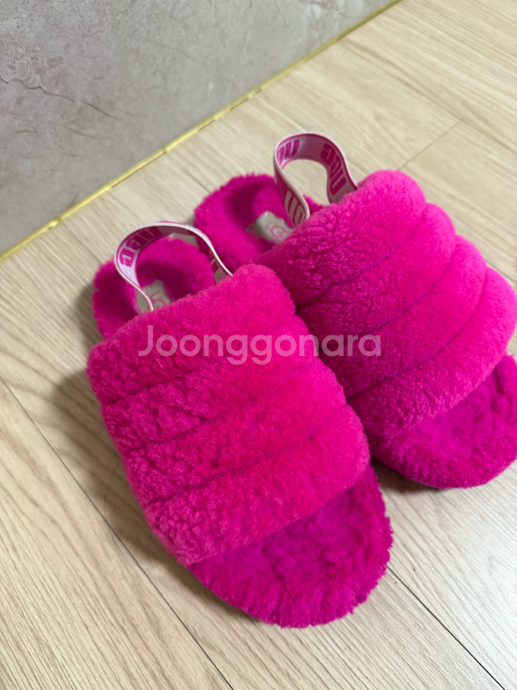 UGG 털슬리퍼 210 핑크--2