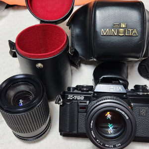 미놀타x-700, 렌즈2개 50/1.4 70~210,케이스.