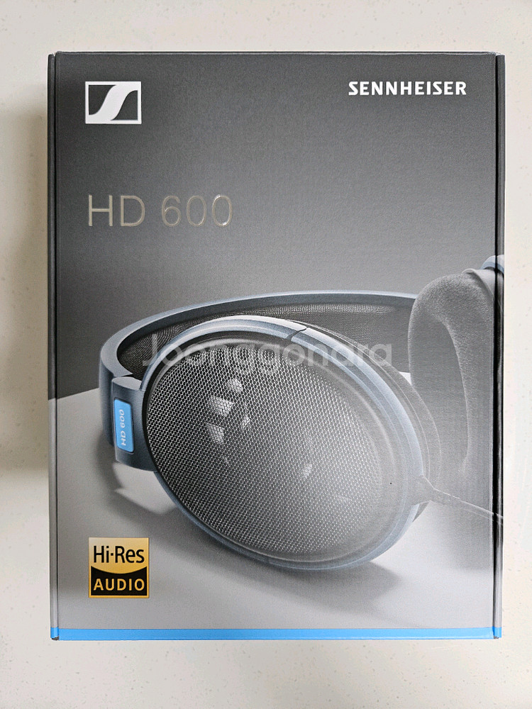 젠하이저 HD600 헤드폰 국내정발 미개봉 팝니다.--0