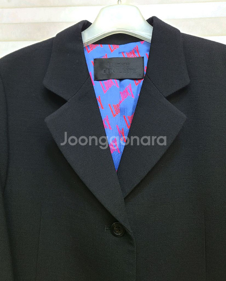 럭키슈에뜨> 울98 투버튼 자켓--2