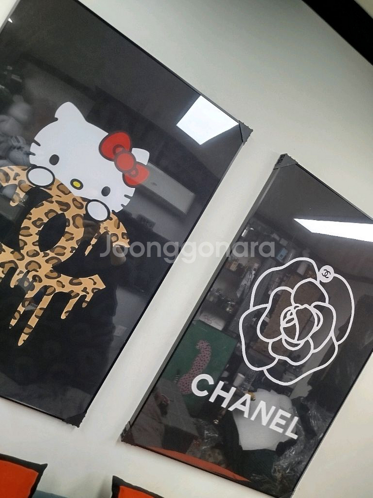 헬로키티 샤넬꽃 꽃그림 샤넬그림 샤넬액자 키티그림 키티액자 대형 그림 액자 팝아트 인테리어소품 인테리어액자 명품그림--3
