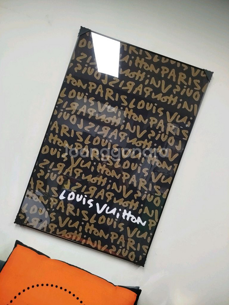 루이비통그림 루이비통액자 캐릭터 대형 그림 액자 팝아트 인테리어소품 인테리어액자 명품그림 가방 지갑 루이비통--1