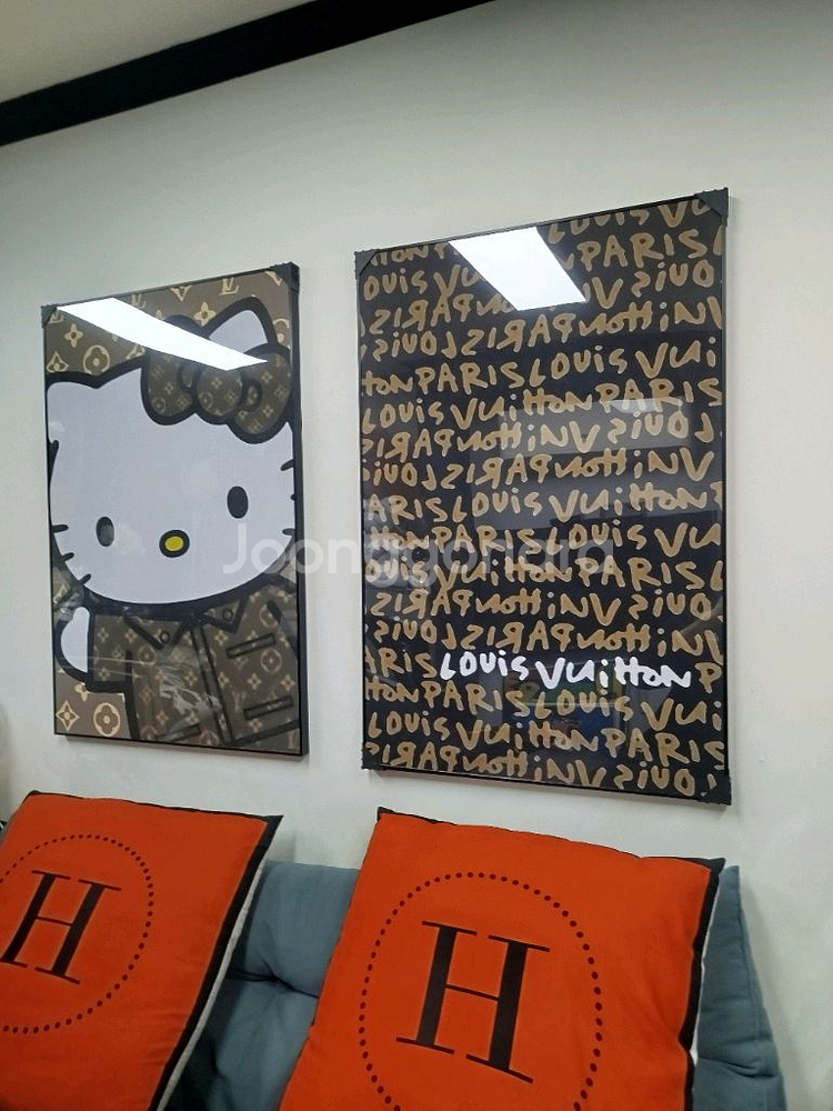 루이비통그림 루이비통액자 캐릭터 대형 그림 액자 팝아트 인테리어소품 인테리어액자 명품그림 헬로키티 키티그림 키티--5